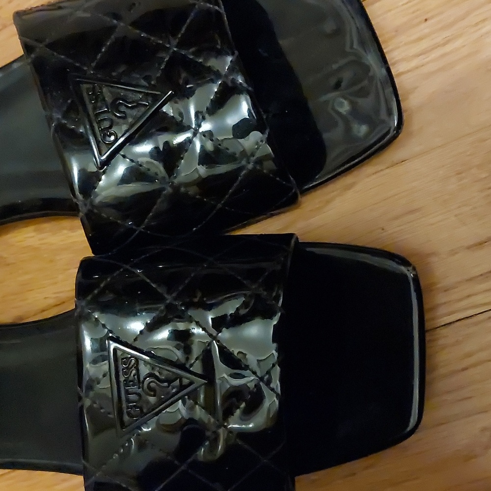 Sandal - Picture 3 of 3